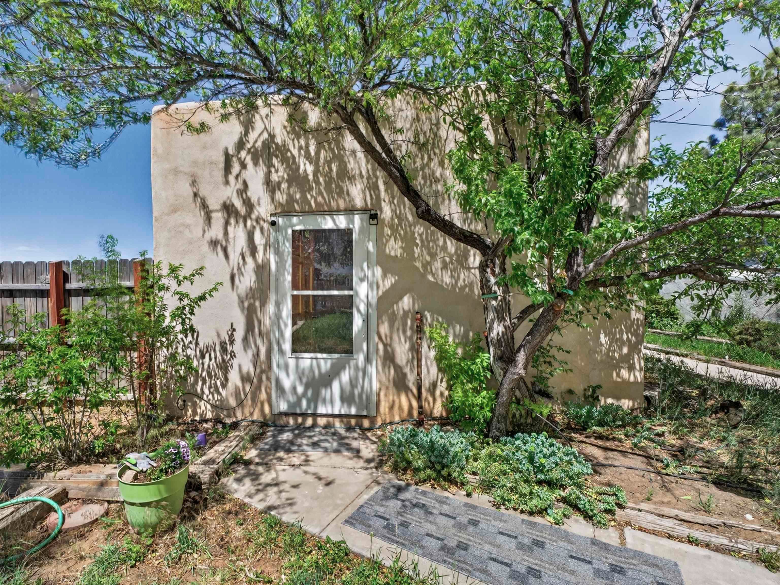 1123 Gusdorf Road Taos, NM 87571 - Photo 18 of 29 Gallery Image 18
