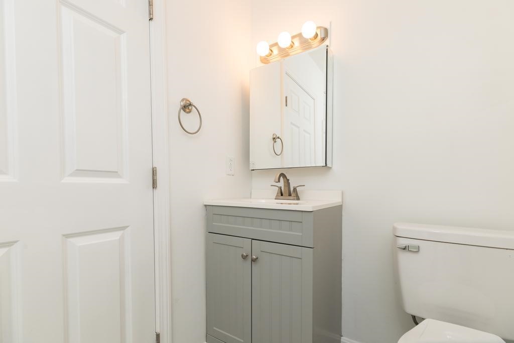 11 Oldham Road Hampstead, NH 03841 - Photo 18 of 39