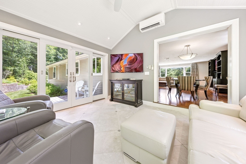 45 Forest Ridge Road Weston, MA 02493 - Photo 17 of 42