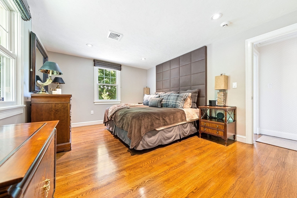 45 Forest Ridge Road Weston, MA 02493 - Photo 18 of 42