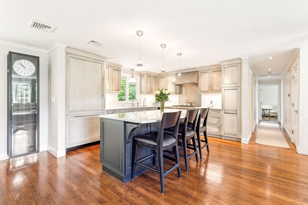 45 Forest Ridge Road Weston, MA 02493 - Photo 4 of 42