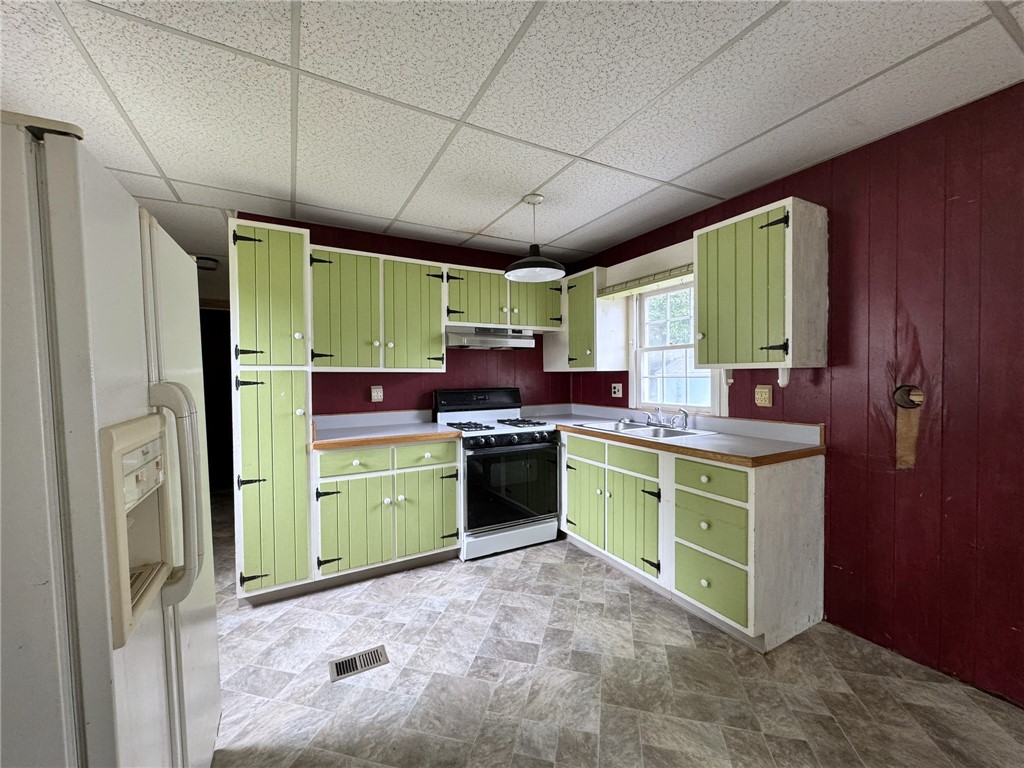 32 Torch Lane Coventry, RI 02816 - Photo 15 of 29 Gallery Image 15