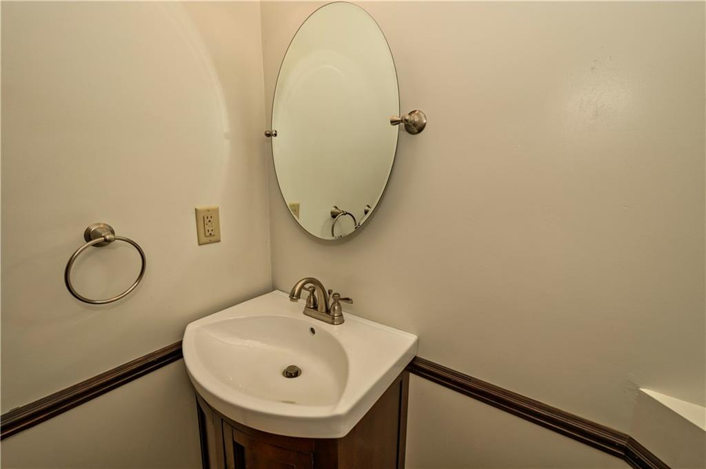 114 Springdale Road Venetia, PA 15367 - Photo 18 of 25 Gallery Image 18