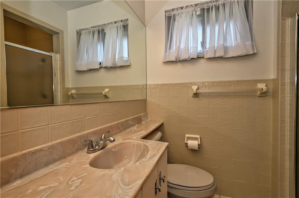 114 Springdale Road Venetia, PA 15367 - Photo 20 of 25 Gallery Image 20