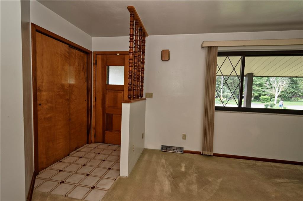114 Springdale Road Venetia, PA 15367 - Photo 6 of 25 Gallery Image 6
