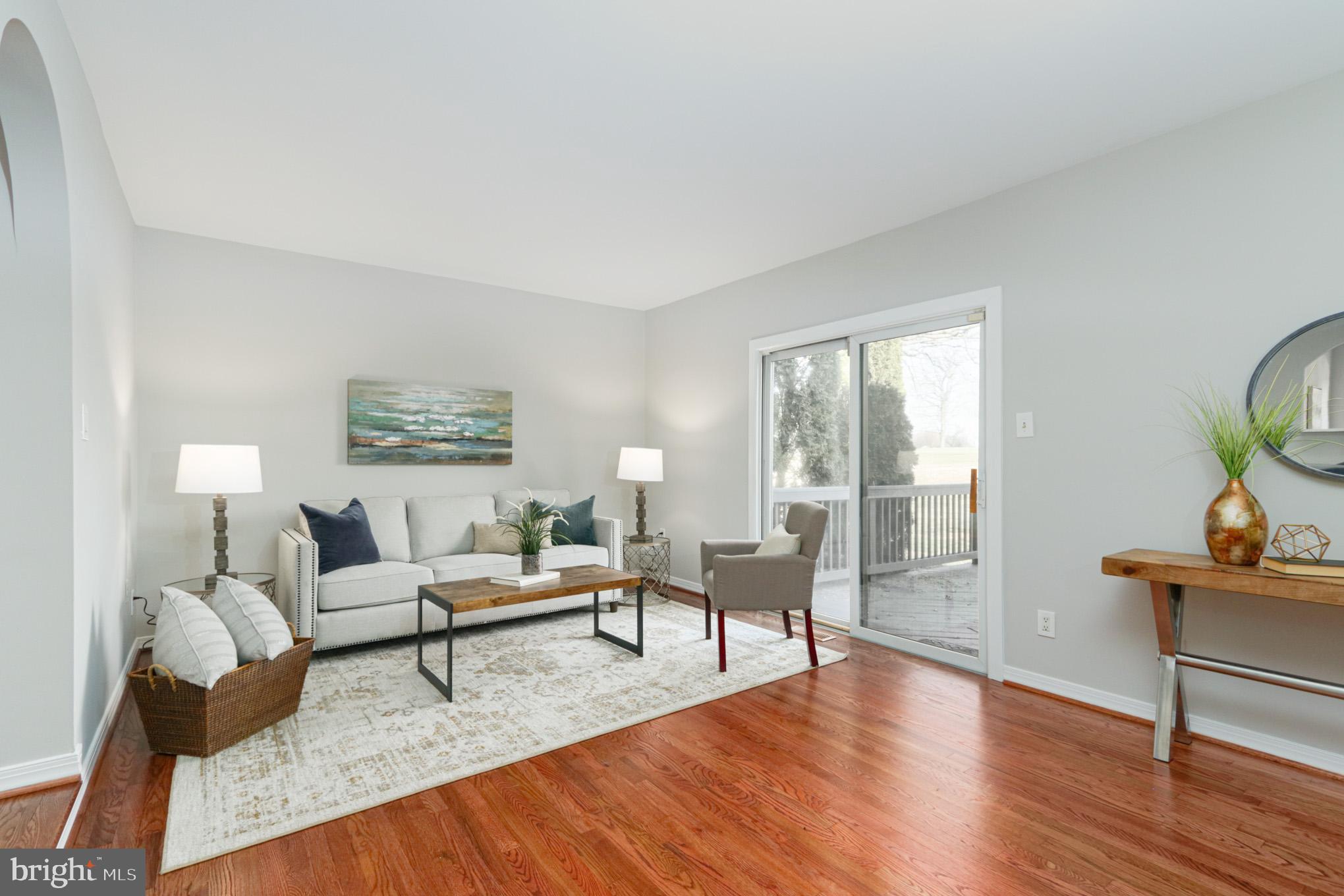 2103 Colts Neck Court Reston, VA 20191 - Photo 21 of 52 Living Room