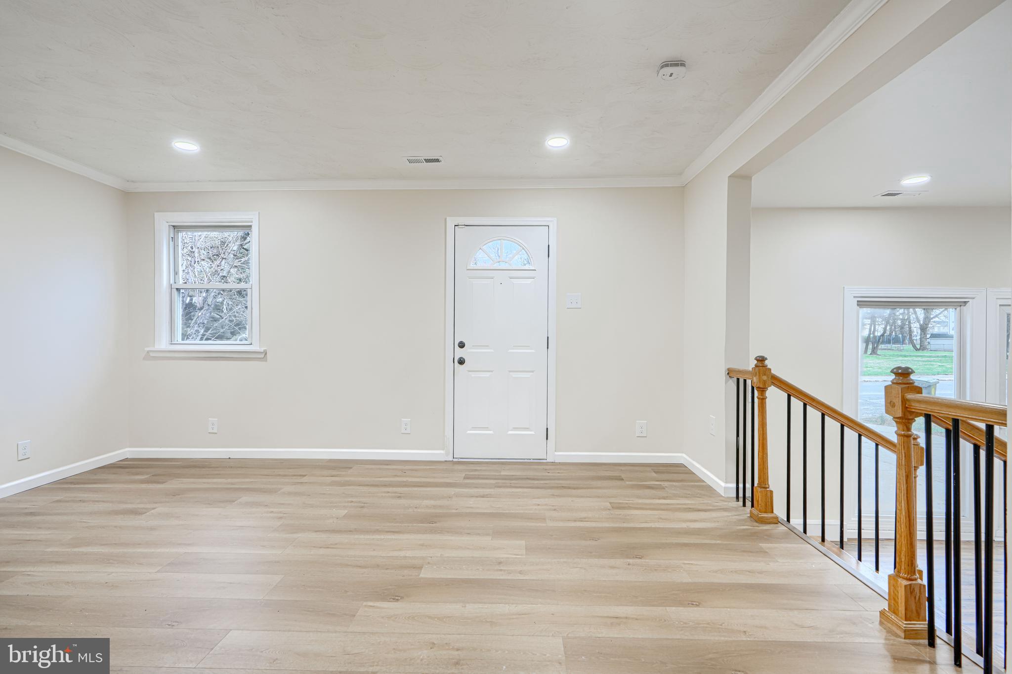 5902 Helfrich Road Baltimore, MD 21225 - Photo 8 of 34 Gallery Image 8