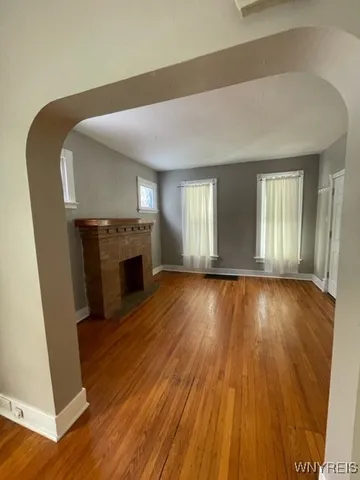 $1,400 | 113 Greenwood Place, Buffalo, NY 14213