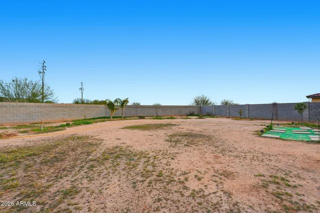 $1,700 | 1225 9th Place, Coolidge, AZ 85128