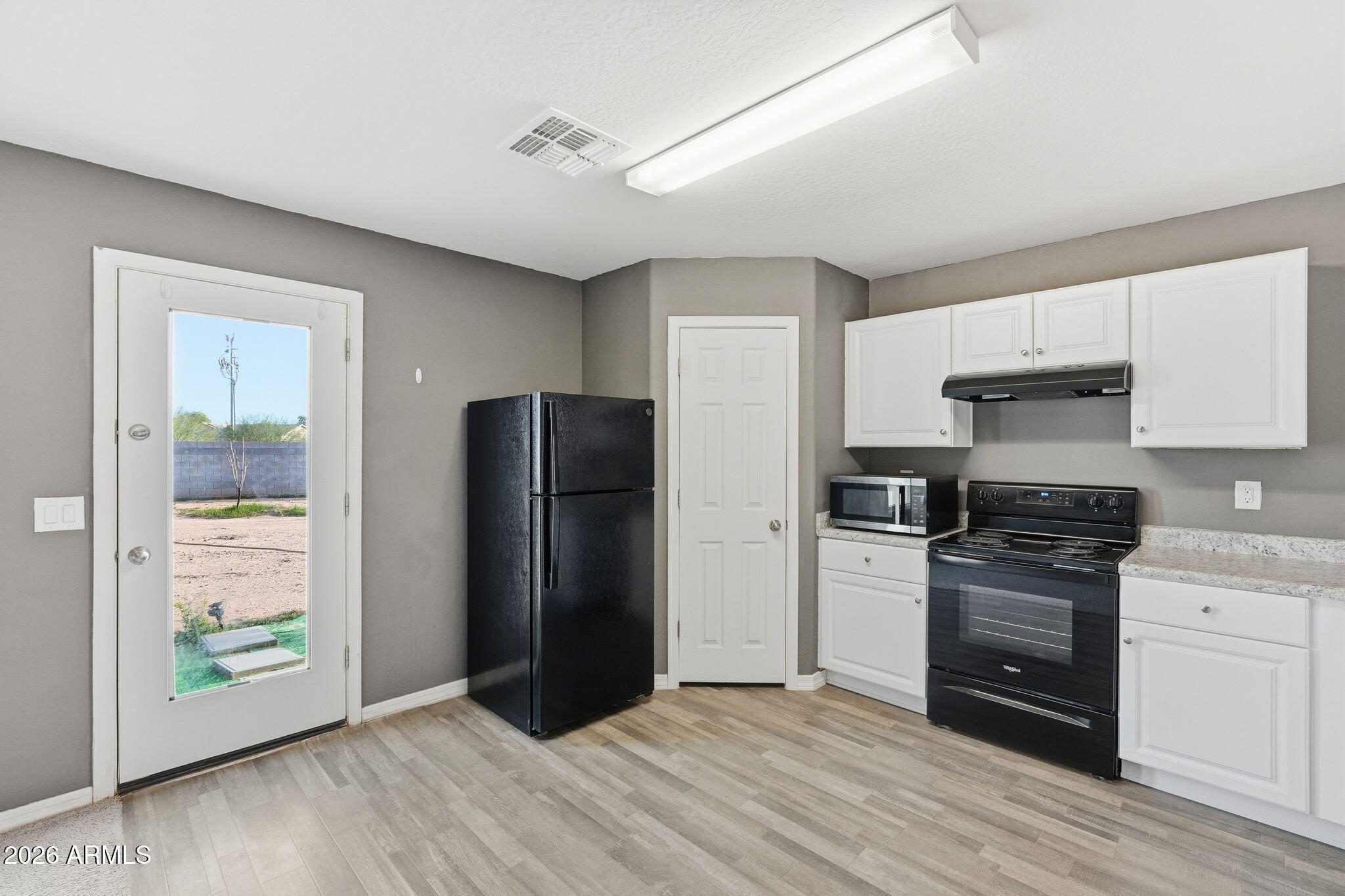 1225 9th Place Coolidge, AZ 85128 - Photo 9 of 36 Kitchen
