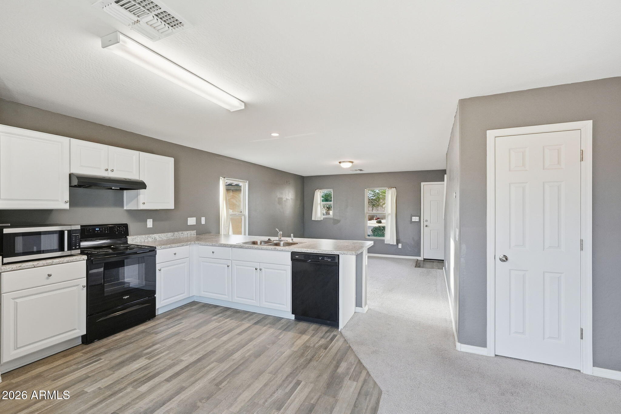1225 9th Place Coolidge, AZ 85128 - Photo 10 of 36 Kitchen