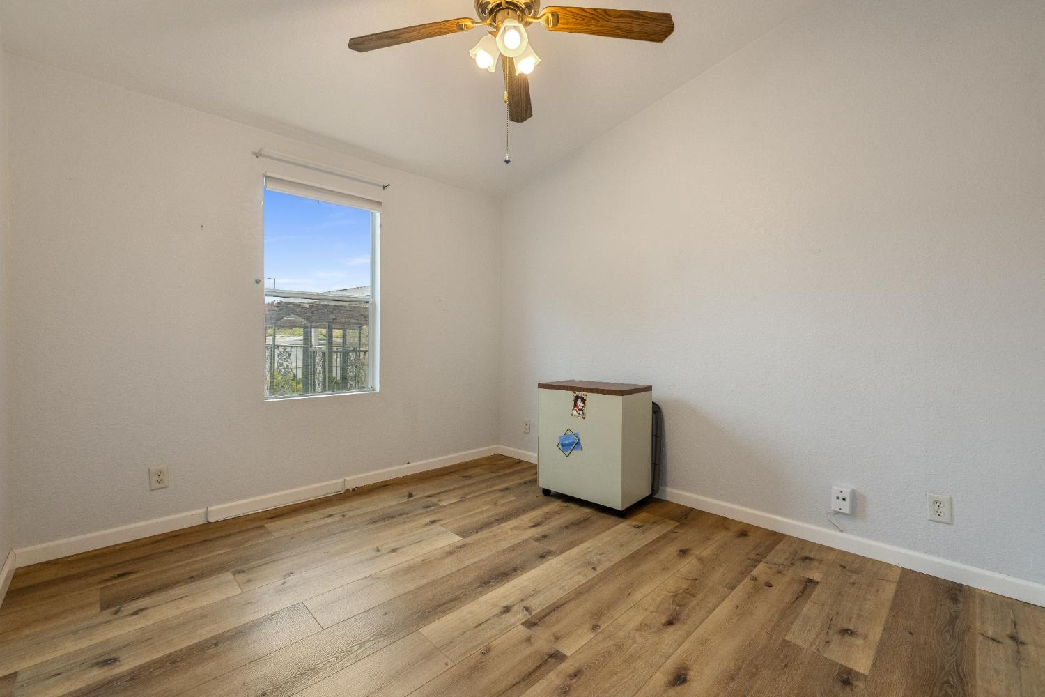 2621 Prescott Road, Unit 87 Modesto, CA 95350 - Photo 24 of 31 a view of room with window
