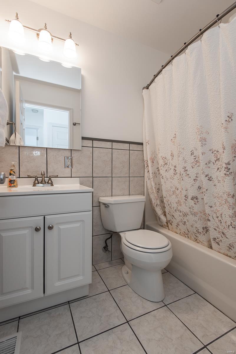 11 Sunnyfield Road St. Peters, MO 63376 - Photo 11 of 26