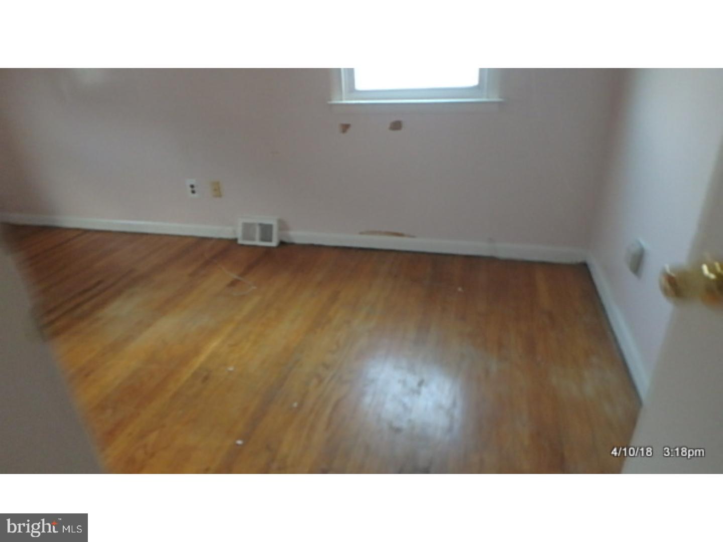 9949 Bridle Road Philadelphia, PA 19115 - Photo 4 of 14 Gallery Image 4