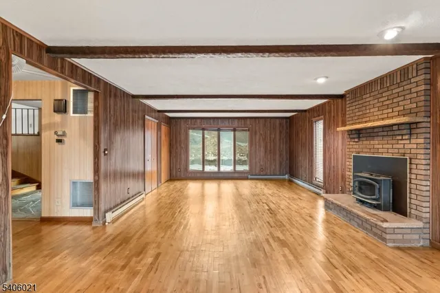 $549,900 | 18 Valley Drive West, Vernon, NJ 07418