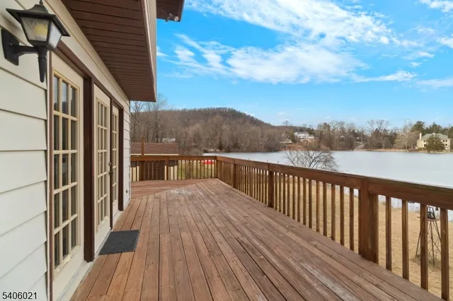 $549,900 | 18 Valley Drive West, Vernon, NJ 07418