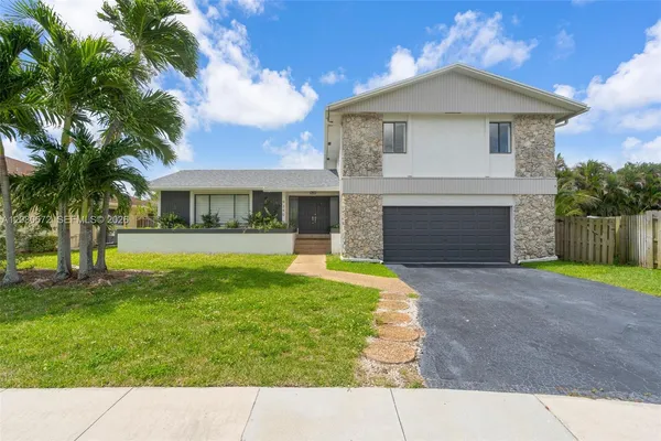 $699,500 | 9340 Northwest 32nd Street, Sunrise, FL 33351