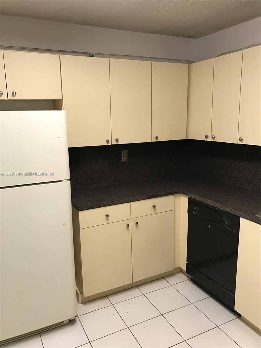 7550 Southwest 153rd Court, Unit 10813 Miami, FL 33193 - Photo 3 of 10