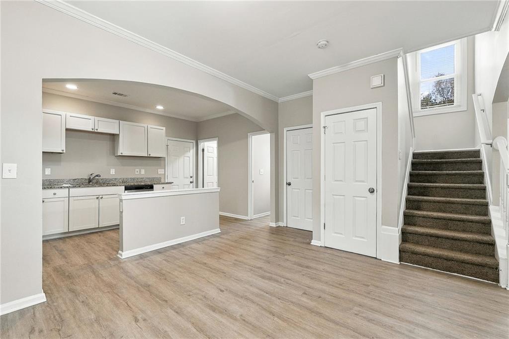 1607 Jonesboro Road Southeast Atlanta, GA 30315 - Photo 7 of 17 Gallery Image 7