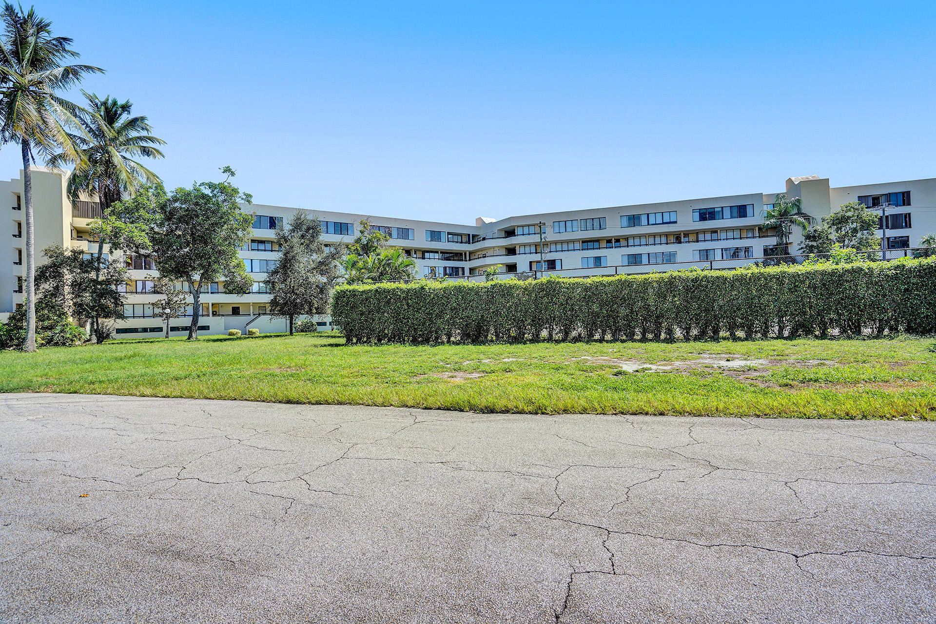 1401 South Federal Highway, Unit 414 Boca Raton, FL 33432 - Photo 43 of 45 Pointe South