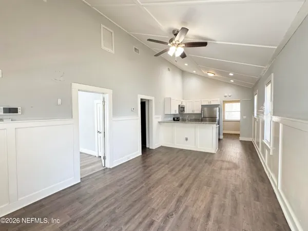 $1,800 | 2745 Gilmore Street, Jacksonville, FL 32205