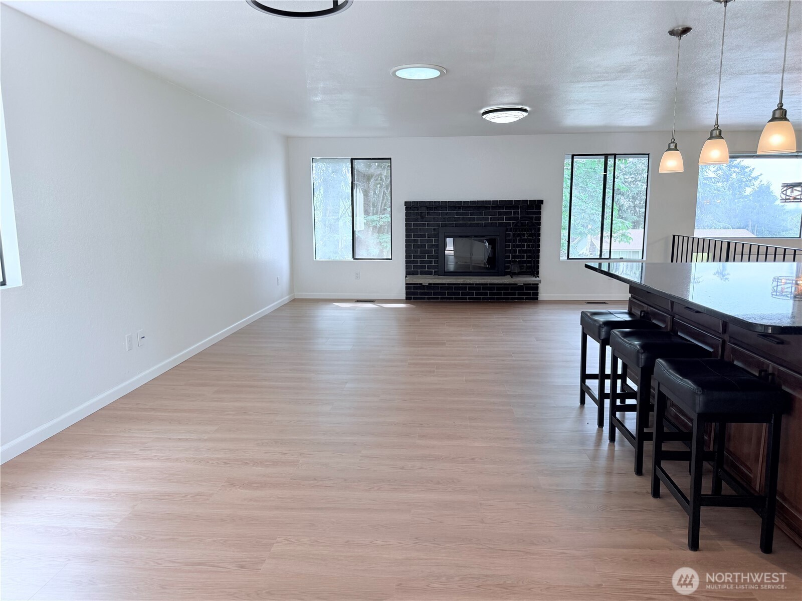 904 North Waugh Road Mount Vernon, WA 98273 - Photo 13 of 40