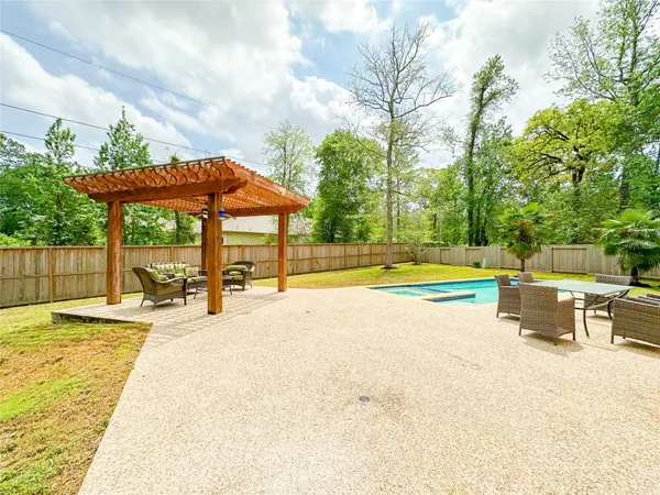 $3,300 | 11 Orion Star Court, The Woodlands, TX 77382