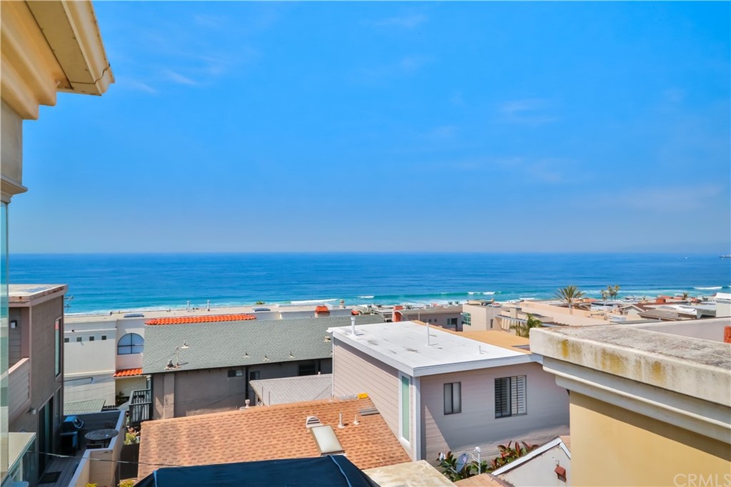 329 21st Place Manhattan Beach, CA 90266 - Photo 12 of 18 an aerial view of residential building with parking space