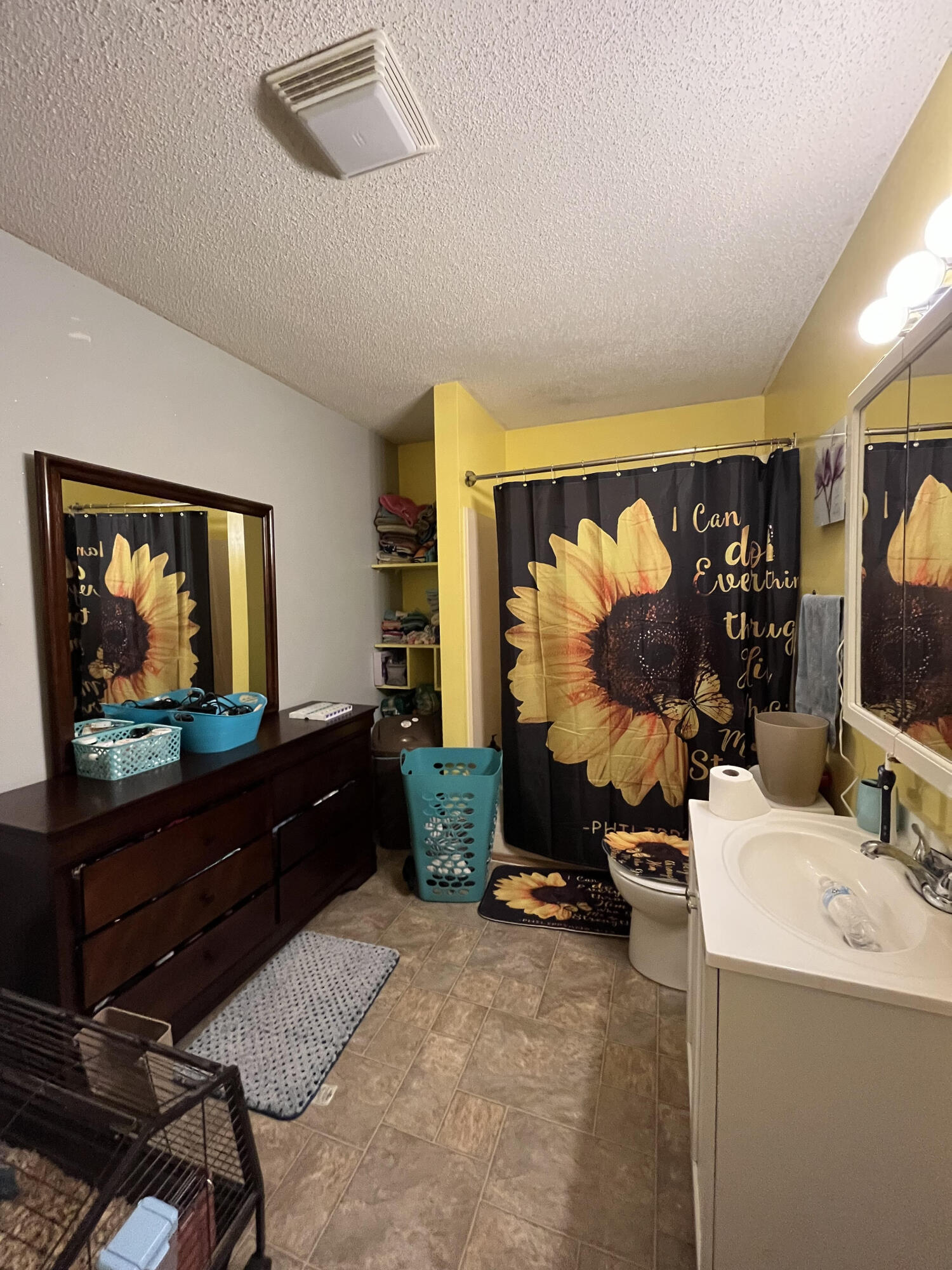 1035 Berry Road Elizabethton, TN 37643 - Photo 3 of 11 3