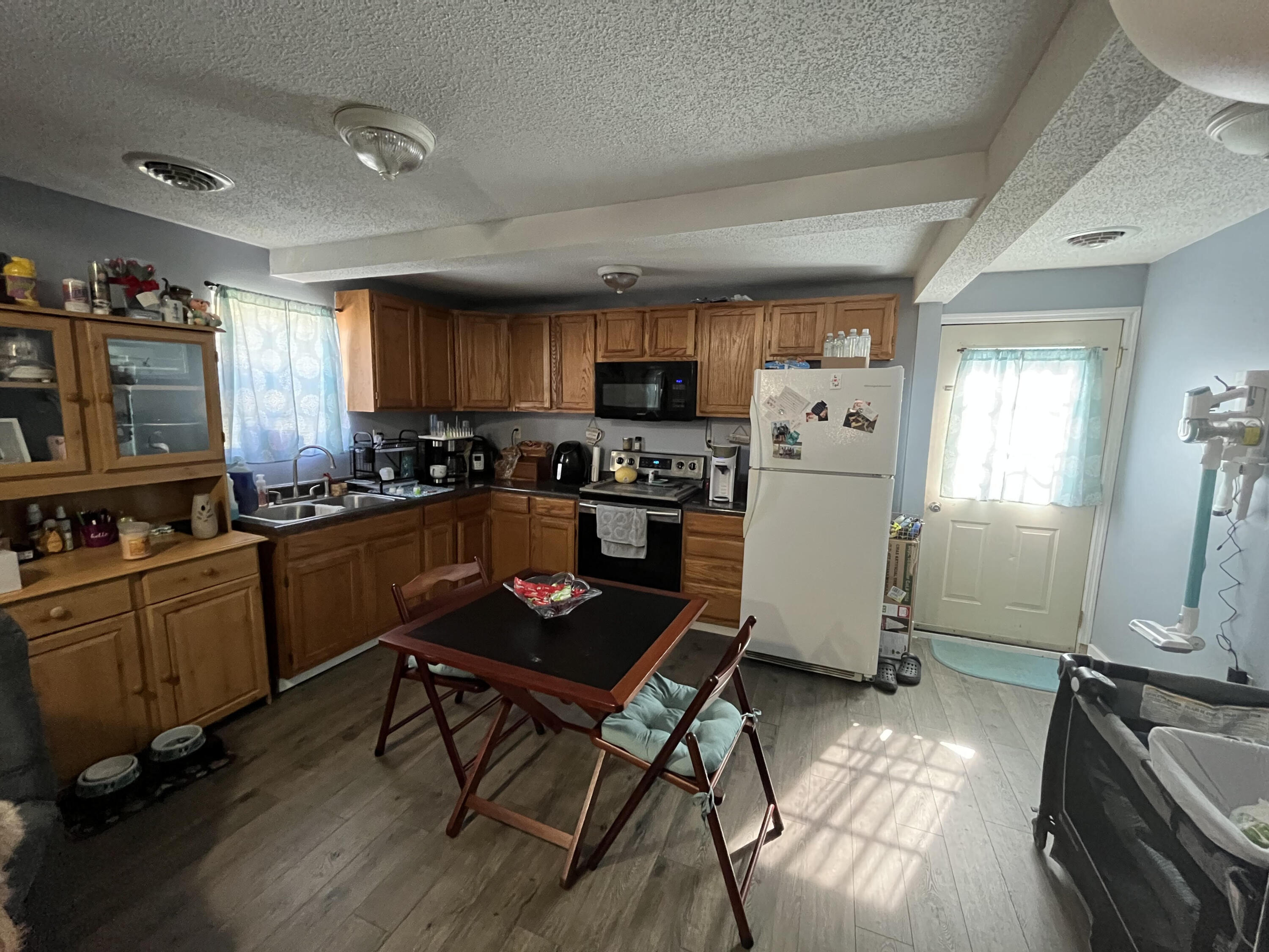 1035 Berry Road Elizabethton, TN 37643 - Photo 7 of 11 7