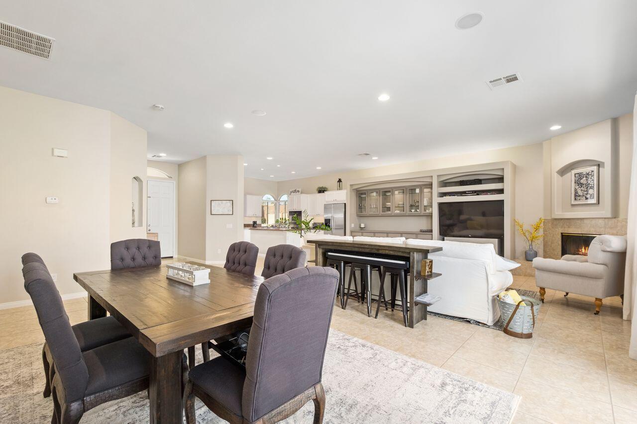 42128 May Pen Road Bermuda Dunes, CA 92203 - Photo 20 of 32 a view of a dining room with furniture