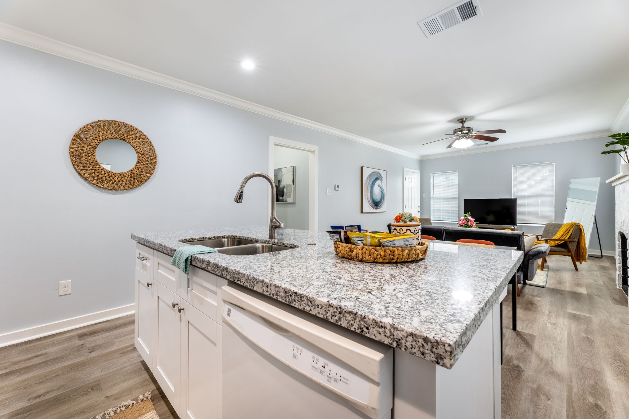 2805 Isabella Street, Unit 2 Houston, TX 77004 - Photo 7 of 15