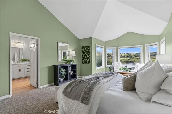 $2,500,000 | 16 Baristo, Irvine, CA 92612