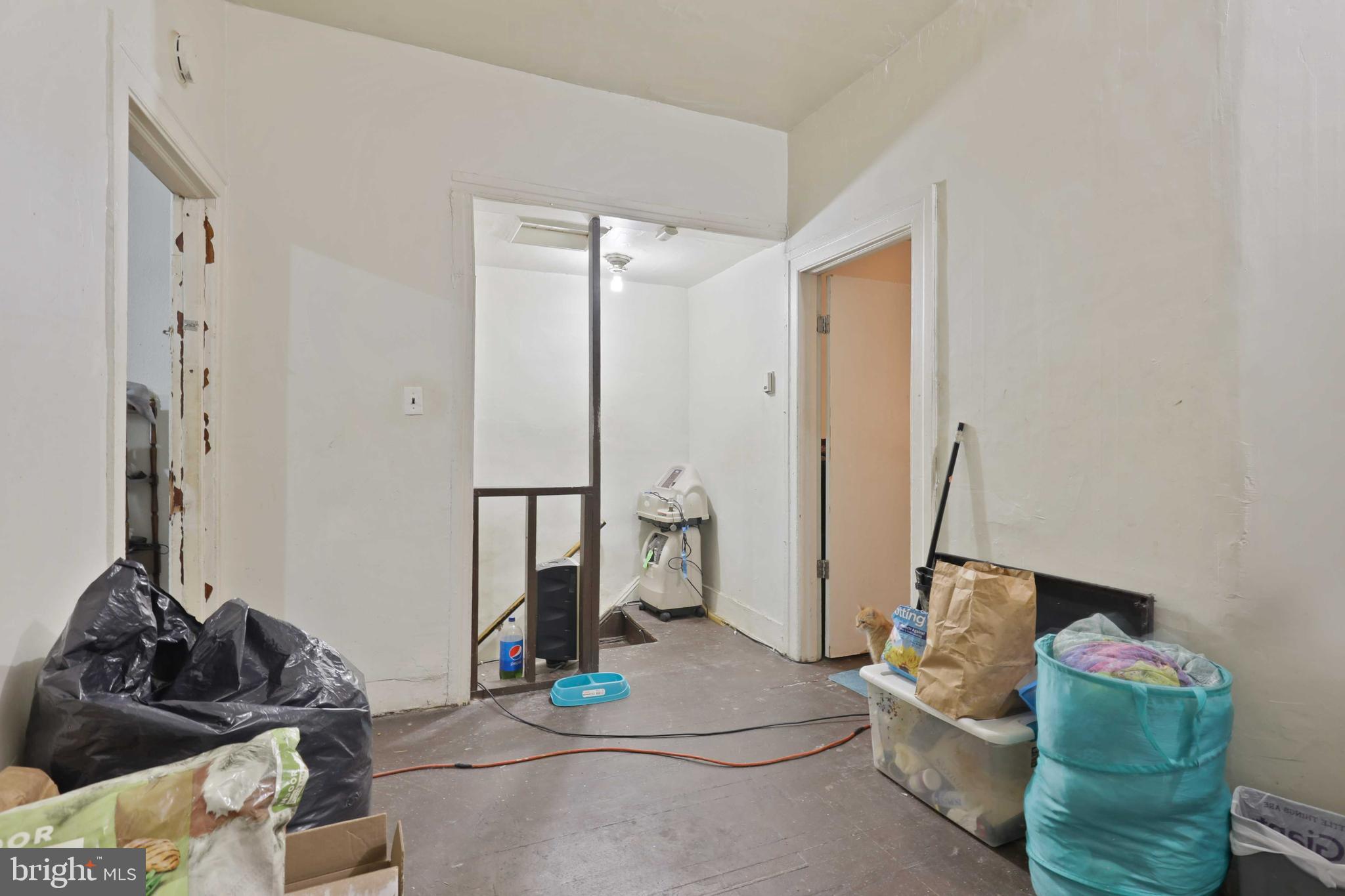 3955 Greenmount Avenue Baltimore, MD 21218 - Photo 34 of 42 2nd Floor unit paying