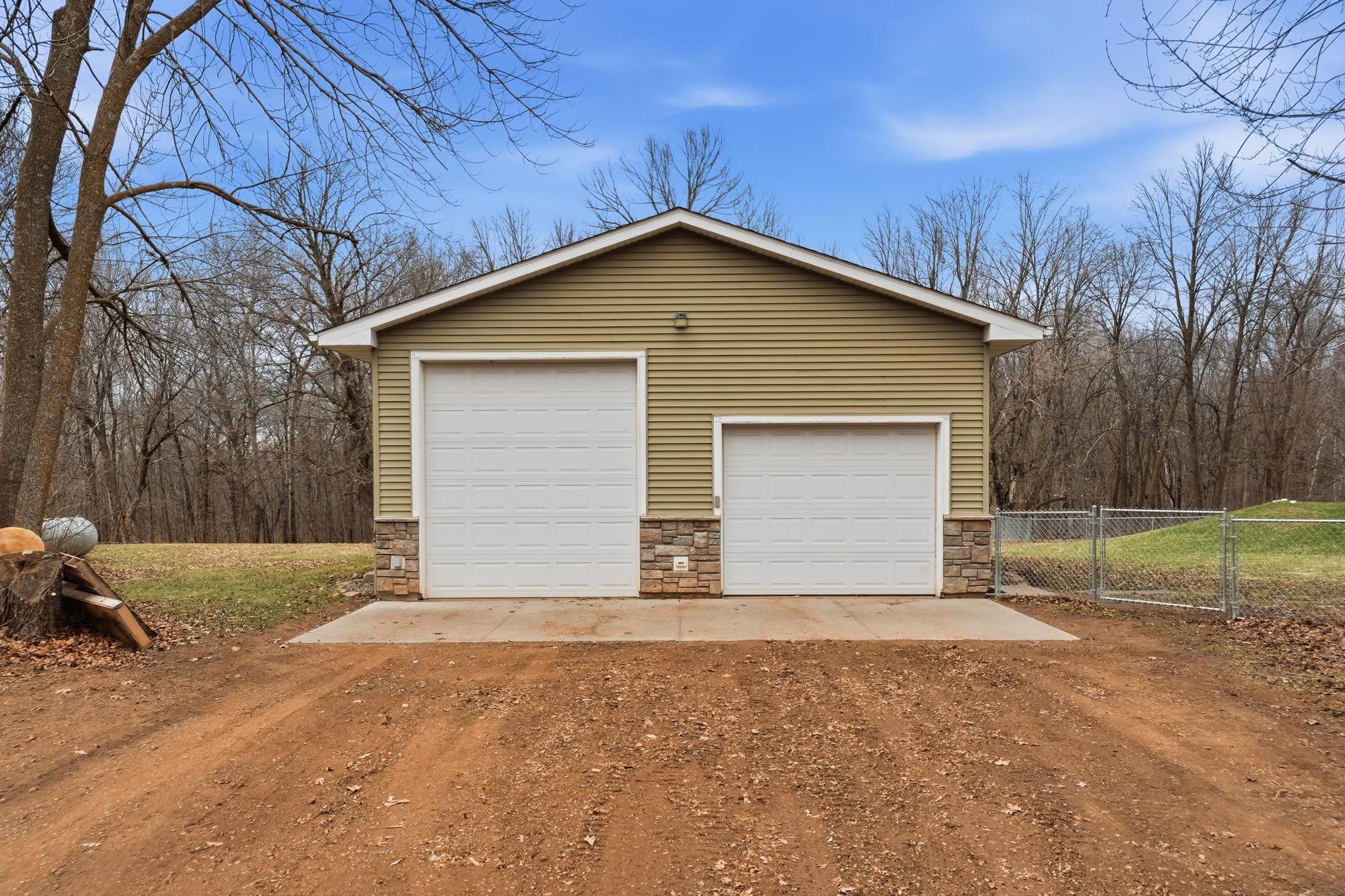 8285 Birchview Road Grasston, MN 55030 - Photo 5 of 57