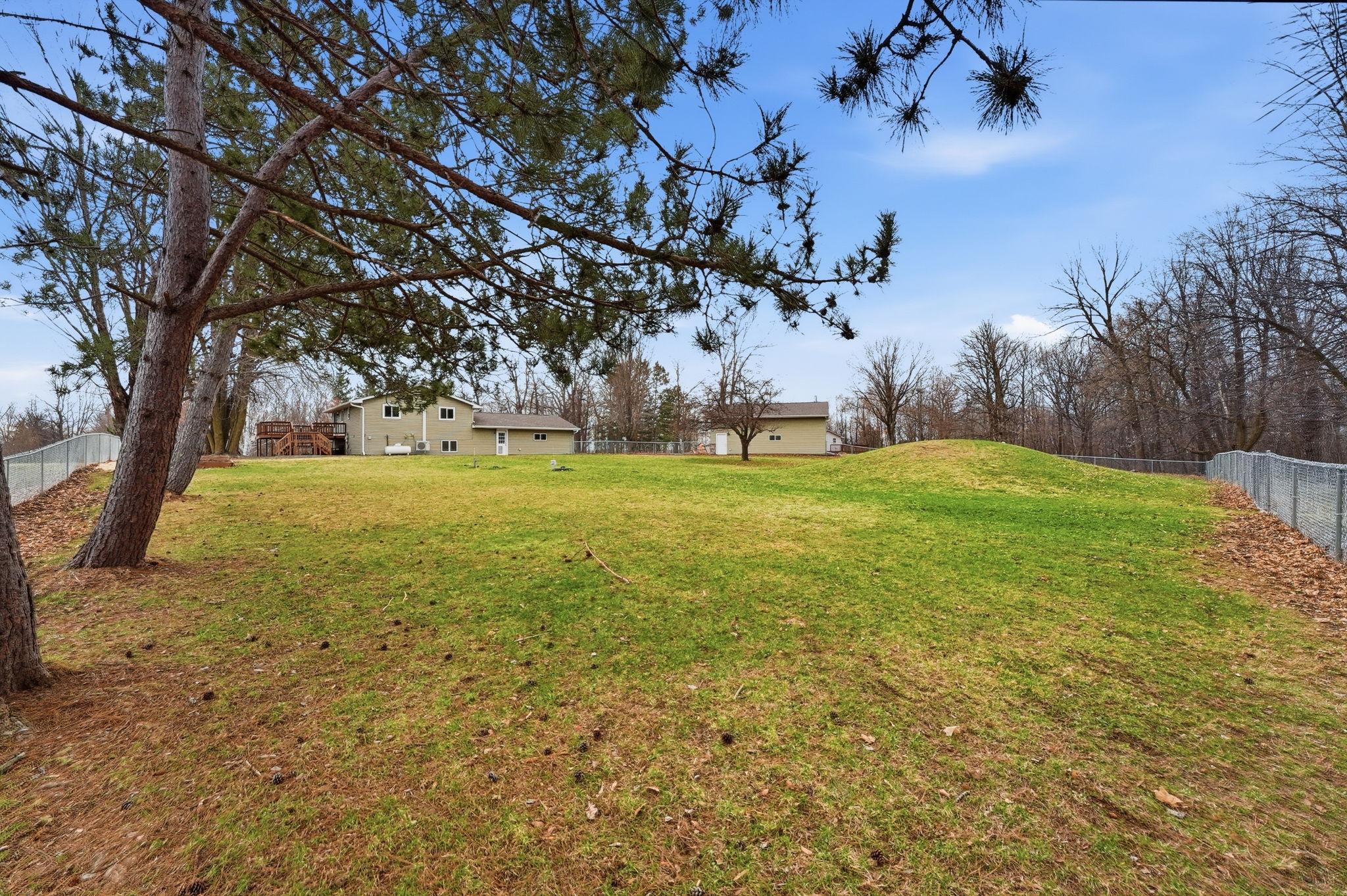 8285 Birchview Road Grasston, MN 55030 - Photo 6 of 57