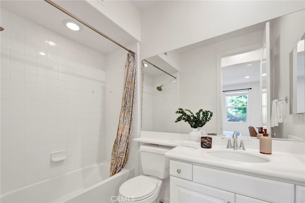 535 Desert Willow Road Azusa, CA 91702 - Photo 24 of 53 En-suite downstairs 3