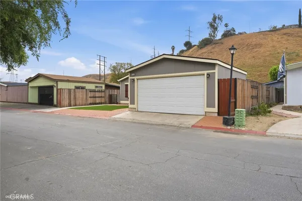 $399,900 | 700 East Washington Street, Unit 98, Colton, CA 92324