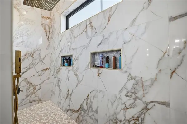 $2,000,000 | 30646 Heron View, Springfield, LA 70462