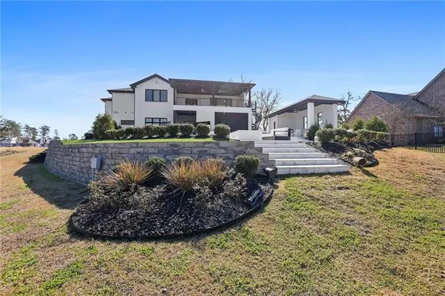 $2,000,000 | 30646 Heron View, Springfield, LA 70462