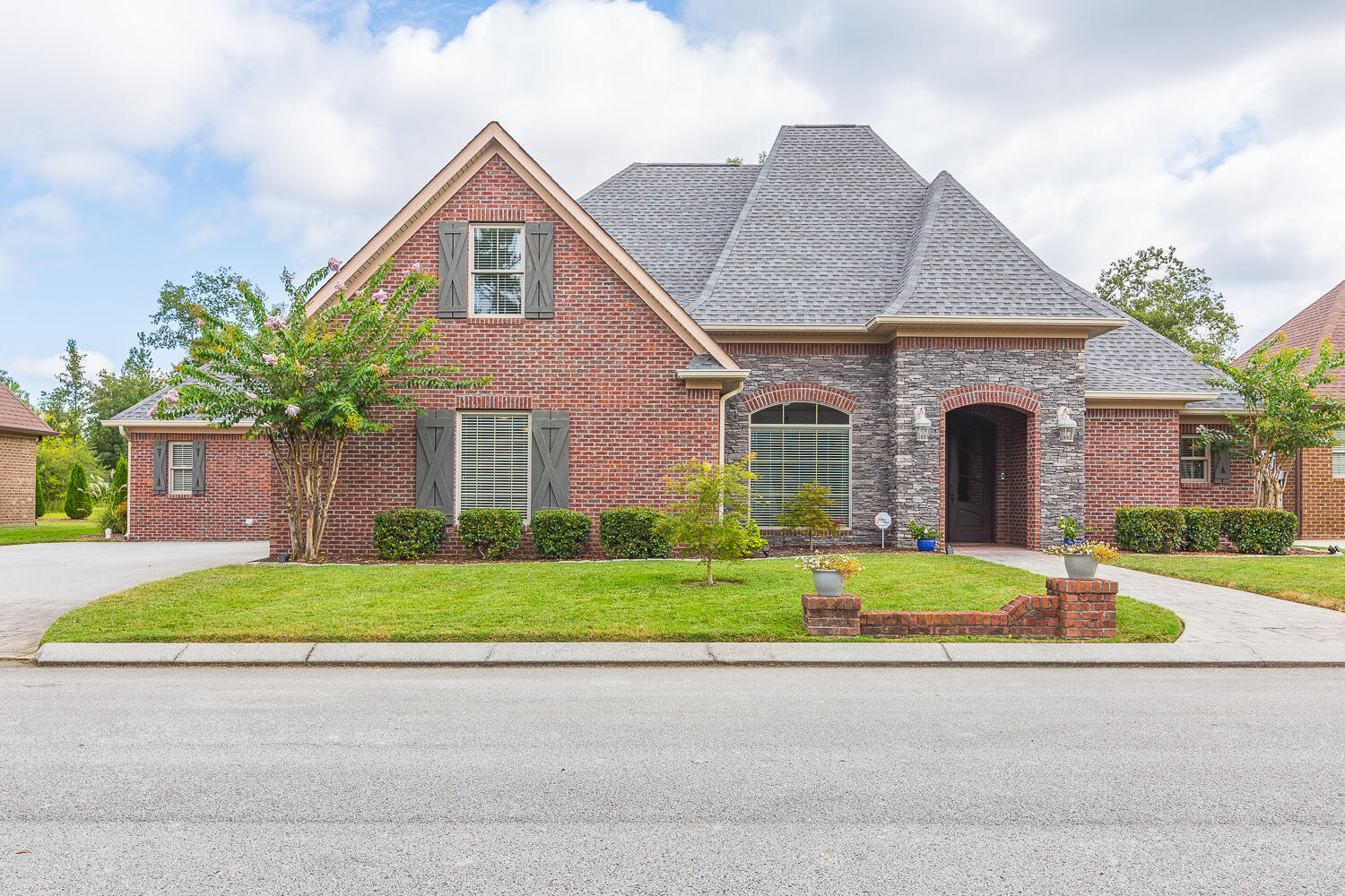 8950 Rostis Lane Chattanooga, TN 37421 - Photo 1 of 62 8950 Rostis Lane HD-2