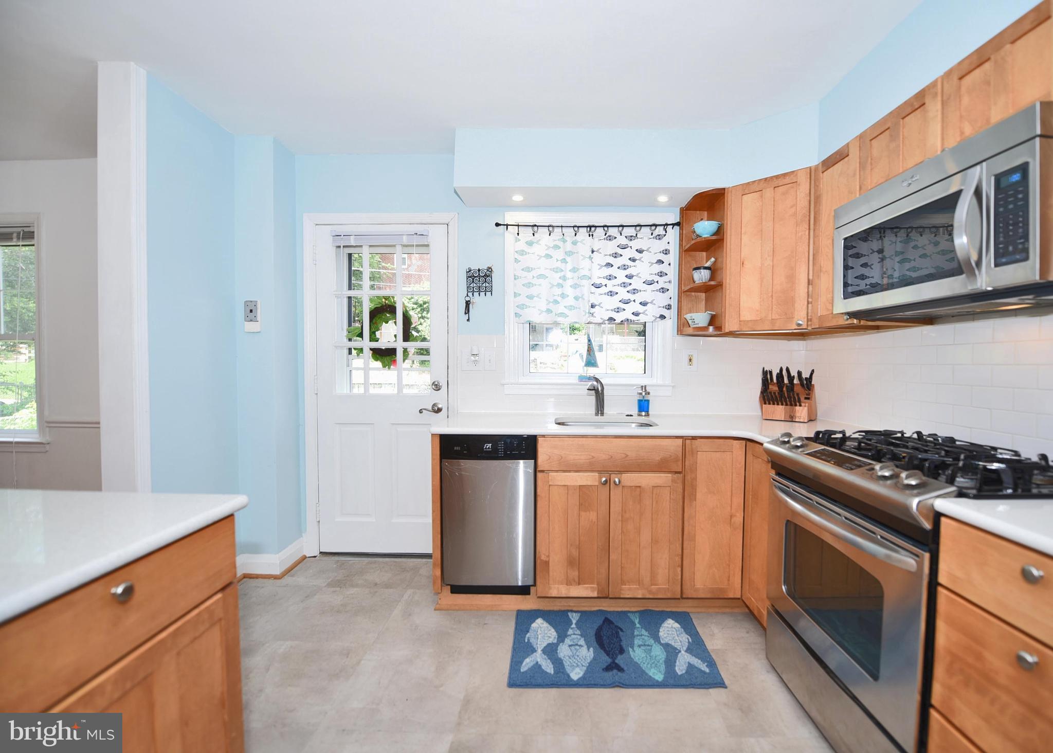 8112 Clyde Bank Road Baltimore, MD 21286 - Photo 10 of 30 Stainless Steel