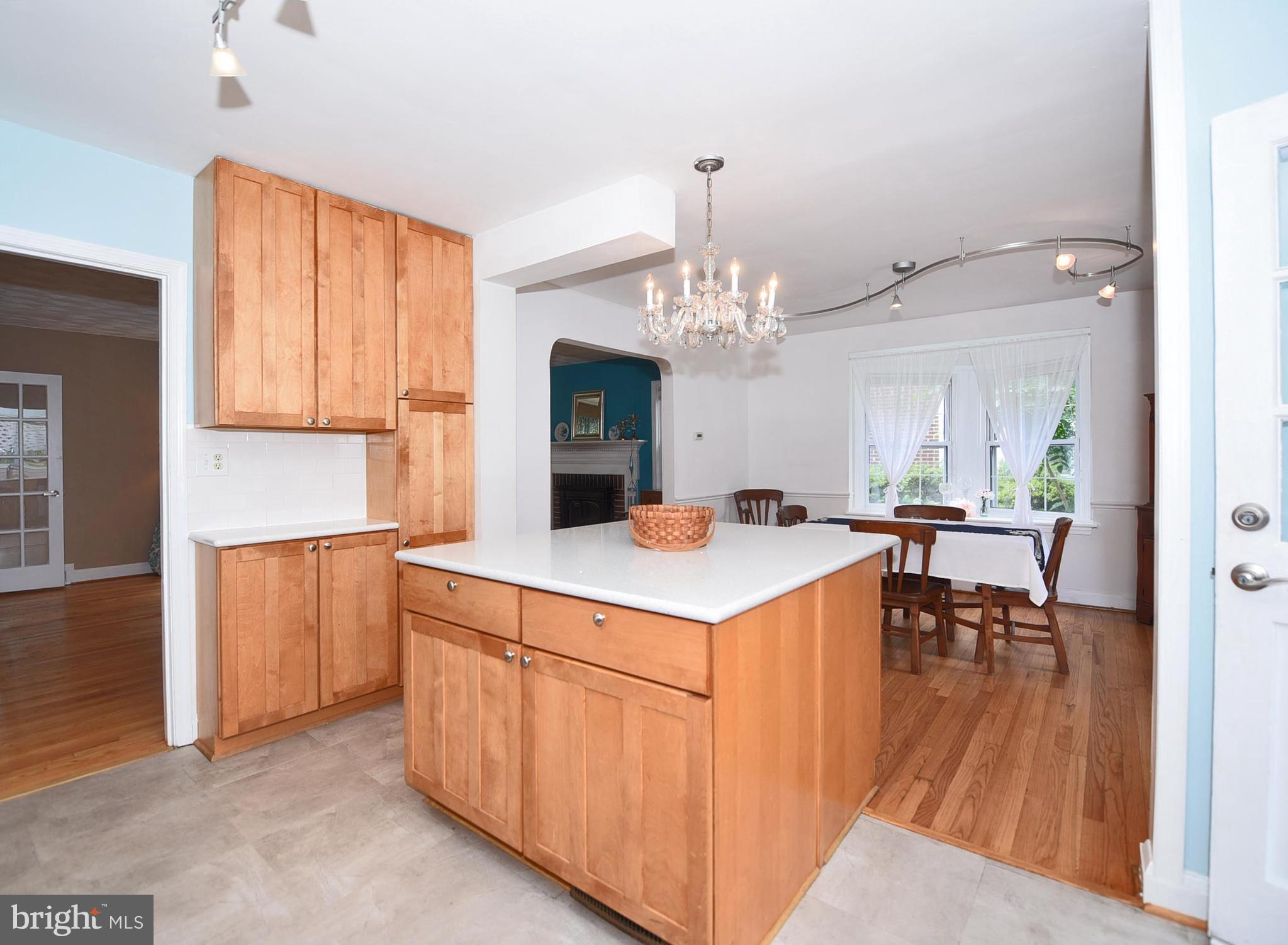 8112 Clyde Bank Road Baltimore, MD 21286 - Photo 11 of 30 Tons of Cabinet Space!
