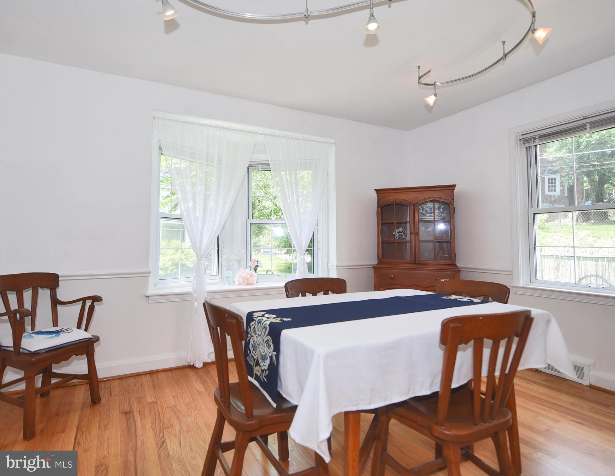 8112 Clyde Bank Road Baltimore, MD 21286 - Photo 5 of 30 Dining Room