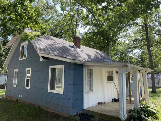 $165,000 | 2394 Forrest Drive, Hillsdale, MI 49242