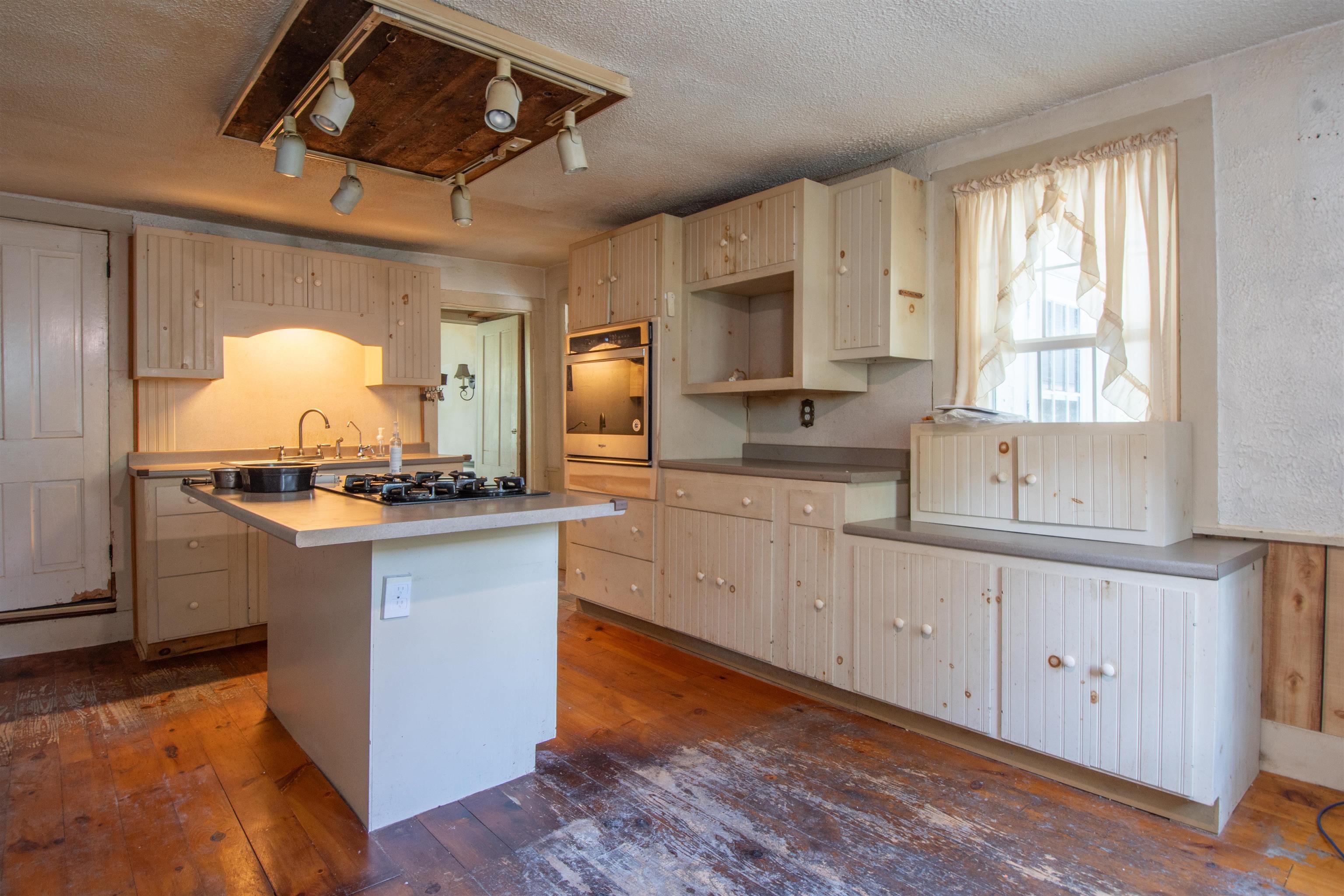 5 Sand Pond Road Marlow, NH 03456 - Photo 15 of 39