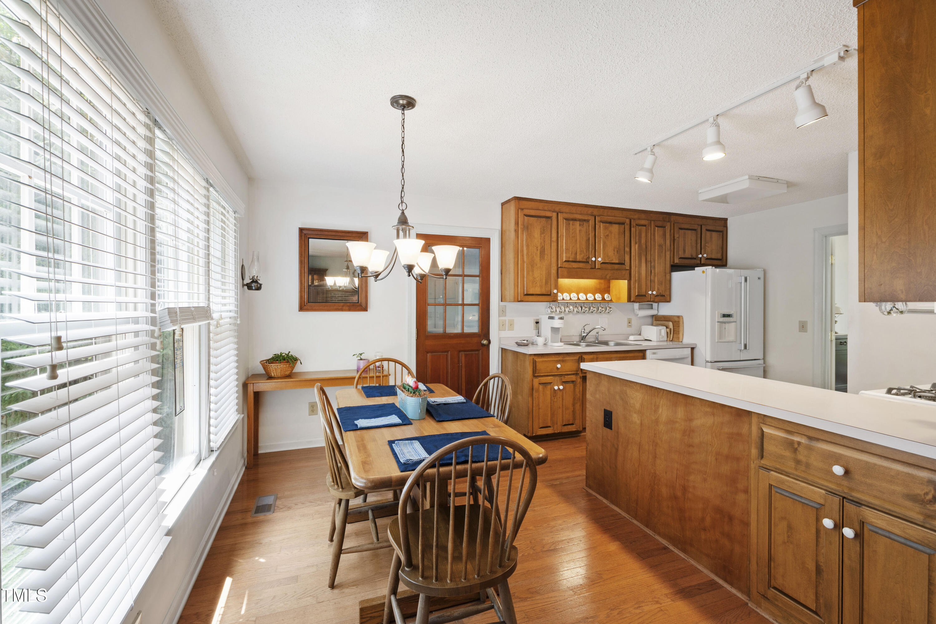 6716 Rainwater Road Raleigh, NC 27615 - Photo 19 of 46 18 Rainwater (8)