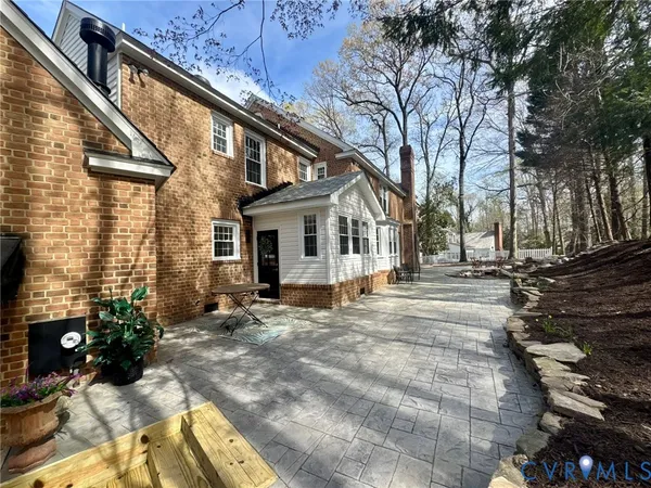 $1,250,000 | 108 Woodmere Drive, Williamsburg, VA 23185