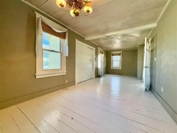 $275,000 | 210 South Lincoln Avenue, Glendo, WY 82213