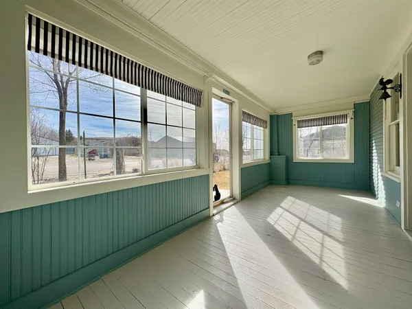 $275,000 | 210 South Lincoln Avenue, Glendo, WY 82213